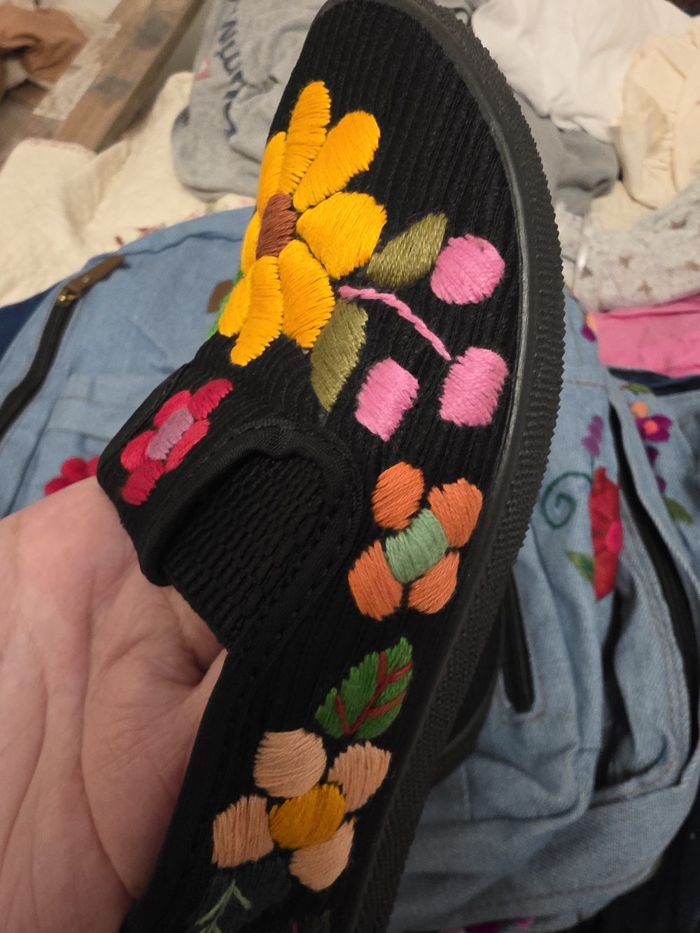 Mexican HandEmbroidered Flowers - Picture 2 of 7